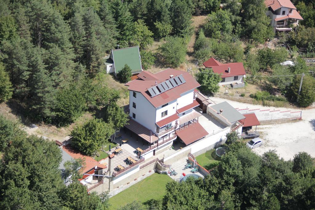 Family Hotel Diana Lyaskovo  Extérieur photo